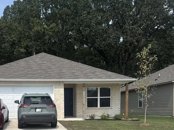 1254 Crotale St, Conway, AR 72034