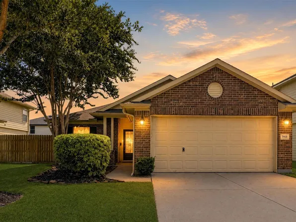 7918 Cardinal Landing Ln, Cypress, TX 77433