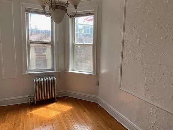 5th image of 6822 N Ashland Blvd #4B