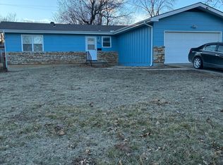 705 S Alta Ln, Olathe, KS 66061