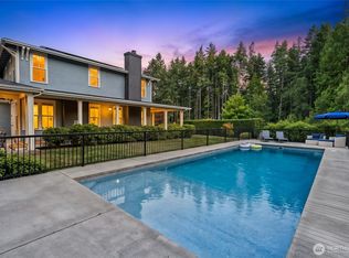 1414 NW Hermit Ridge Ln, Poulsbo, WA 98370