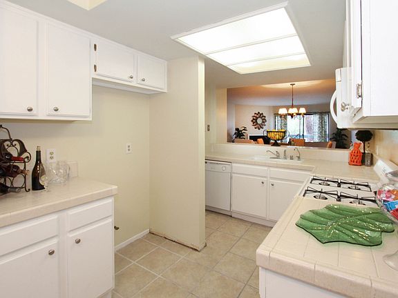 2nd image of 9906 Owensmouth Ave Unit 32