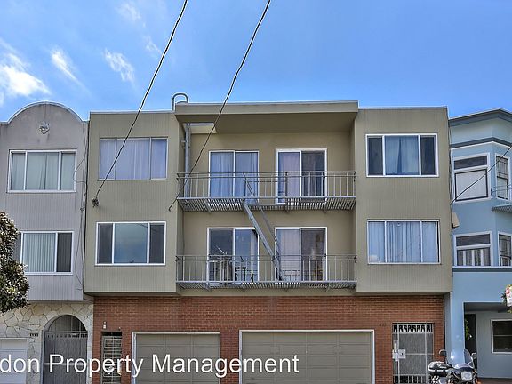 2nd image of 121 Day St APT 103