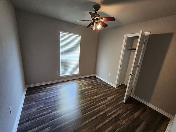 5th image of 501 E Kentucky St