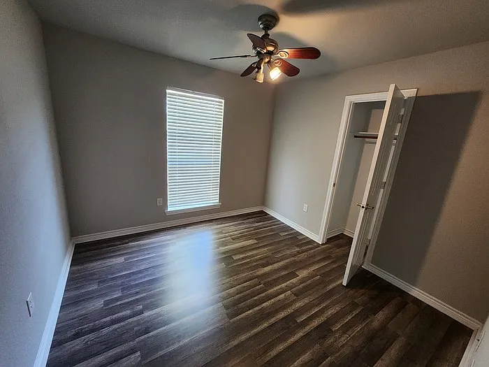 501 E Kentucky St — Photo 5