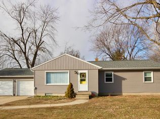 2765 Baldwin St, Jenison, MI 49428