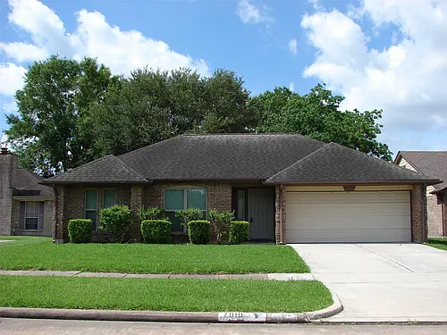 7010 Buchanan Dr Photo 1