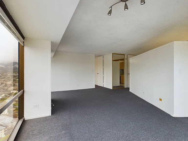 1750 Kalakaua Ave #2601 — Photo 27