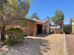 10640 Islerock Dr, El Paso, TX 79935
