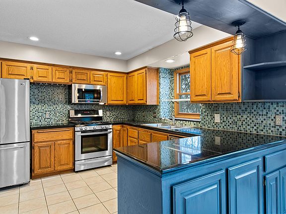 2nd image of 1668 Bollum Ln