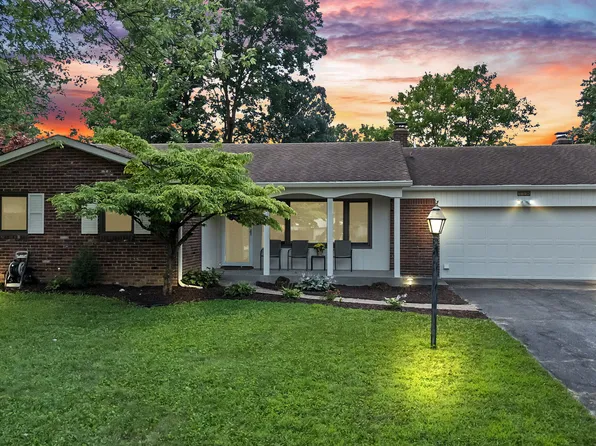 718 Chapel Hill East Dr, Indianapolis, IN 46214