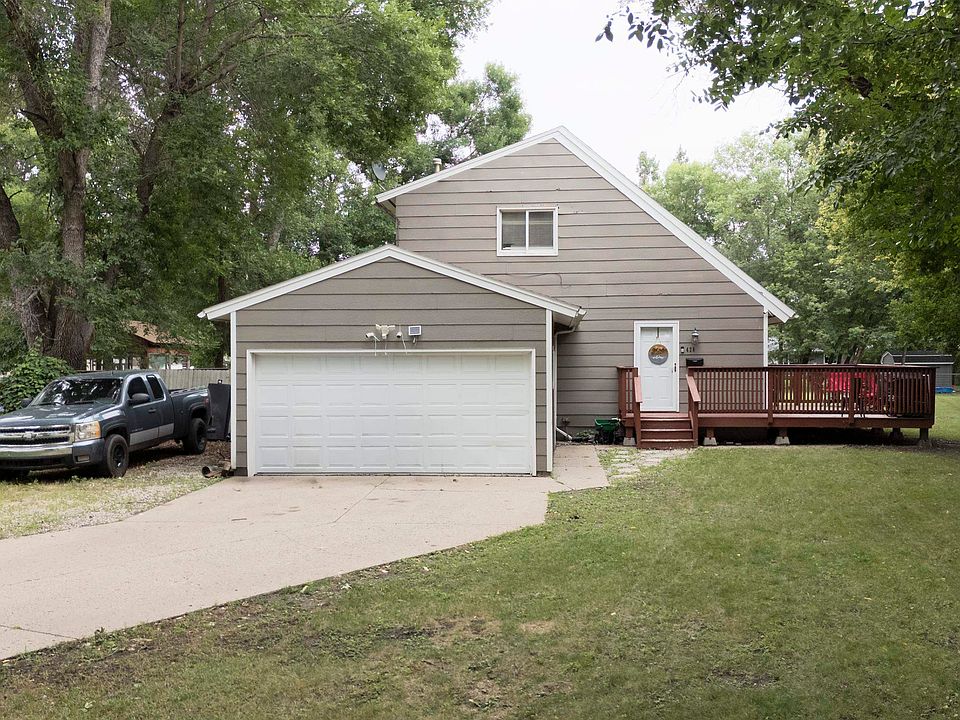 1st image of 426 12th St NW