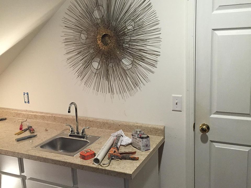 1st image of 120 N Franklin St #10881033