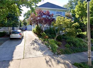 1616 N Garfield St, Arlington, VA 22201