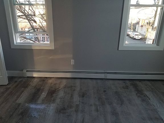 4th image of 311 City Island Ave