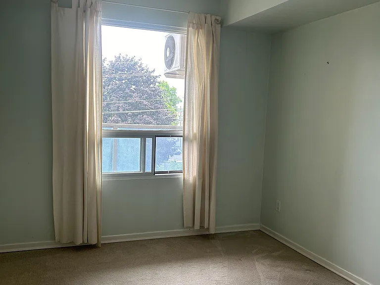 160 Wellington St E #310 — Photo 8