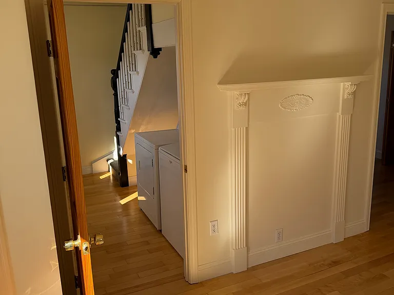 157 Market St #1 — Photo 7