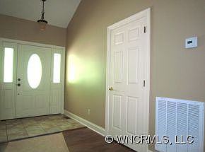 5th image of 91 Green Pine Ct