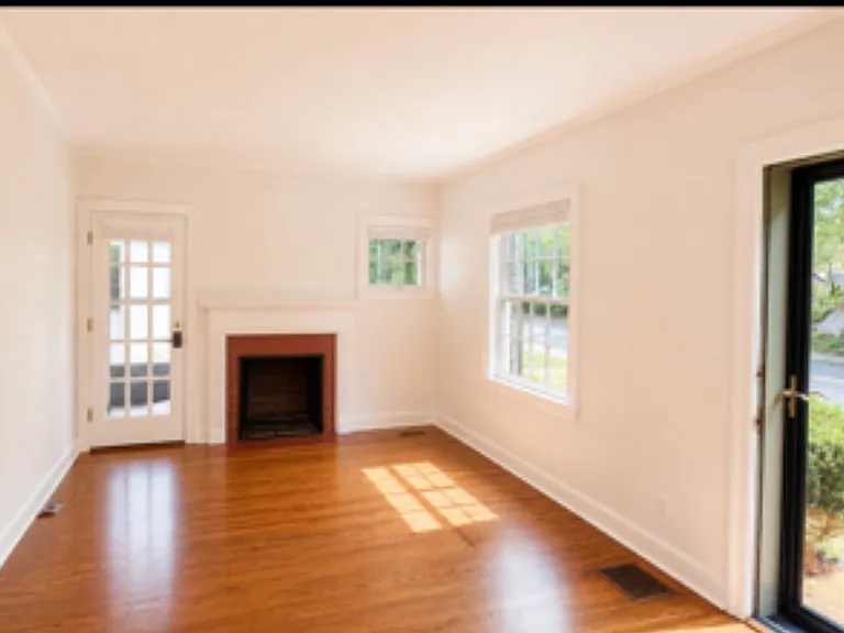163 N Ewing Ave — Photo 6