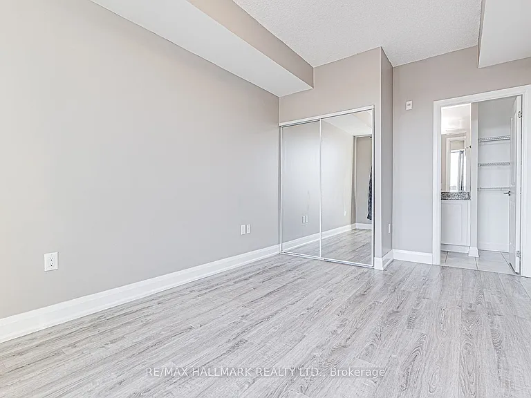 2800 Keele St #306 — Photo 15