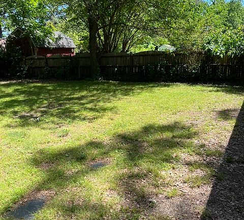 3rd image of 428 Eastwood Dr