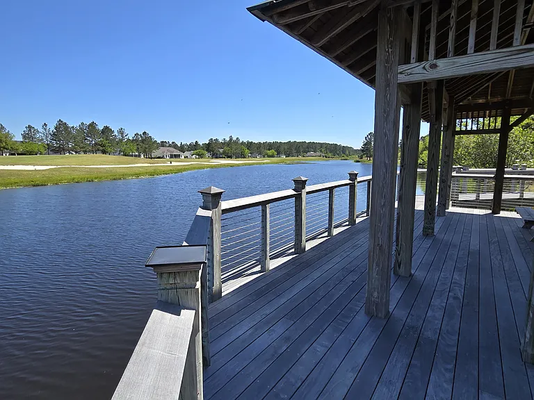 HH Lakes community
