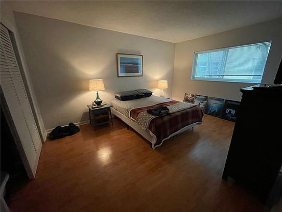 4th image of 2110 NE 39th St APT 7A