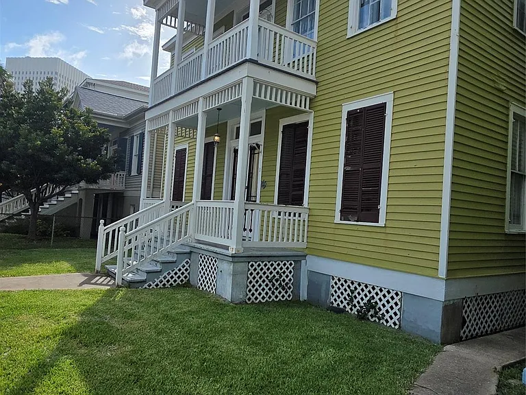 1614 Market St #2 — Photo 21