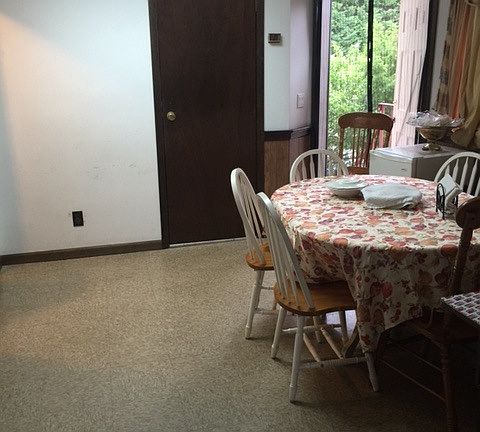 3rd image of 12 Maple Ave #2nd