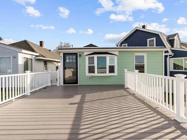 851 Quincy Shore Dr, Quincy, MA 02170