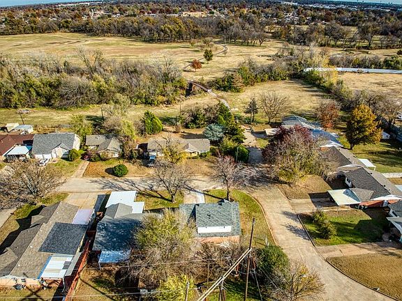 5th image of 809 Del Haven Dr