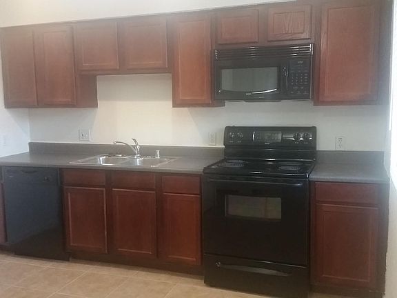3rd image of 3402 N 32ND Street #143