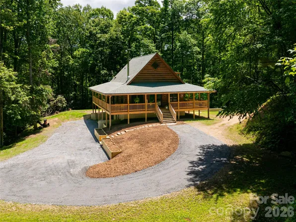 1063 Lower Loop Dr, Fletcher, NC 28732