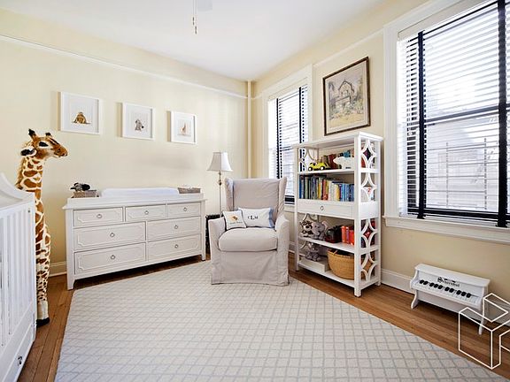 3rd image of 325 E 80th St APT 4A