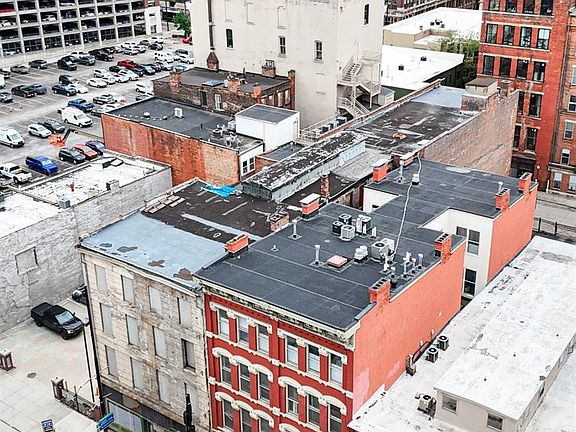 3rd image of 323 W 5th St APT 1S