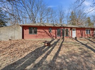2391 State Route Y, Clark, MO 65243