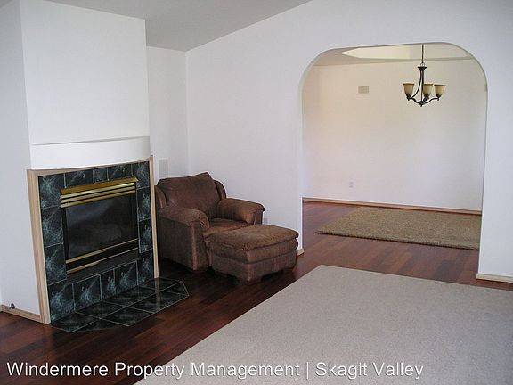 5th image of 4314 Cedarwood Ct