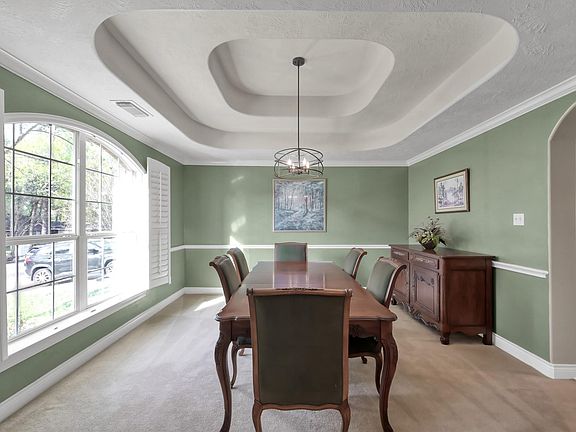 5th image of 40 Laguna Rd