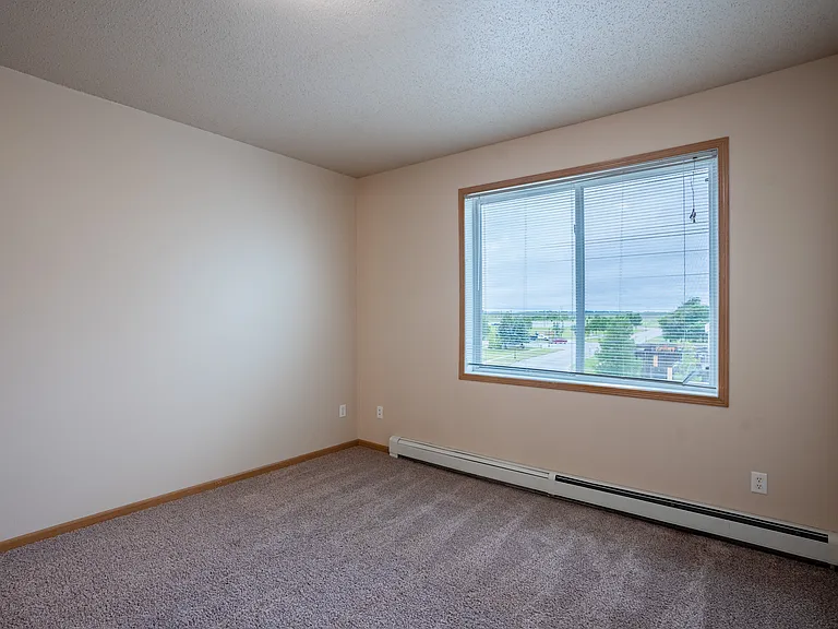Fargo, ND West Lake Apartments | Bedroom