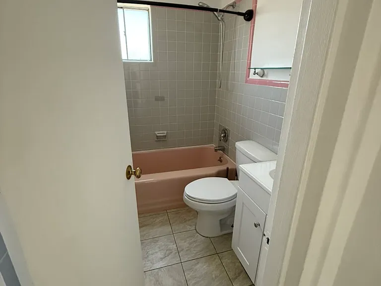 10 S Henry St #3 — Photo 15