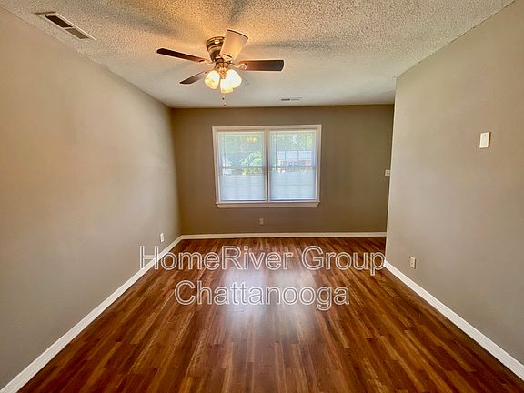 3rd image of 4717 Pawnee Trl APT A