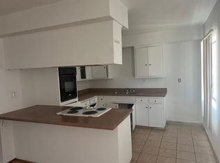 6476 N Paramount Blvd APT 1, Long Beach, CA 90805
