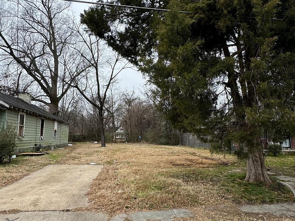 1st image of 679 Pearce St #16