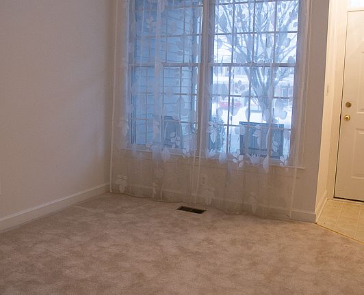 3rd image of 521 Dallam Ct