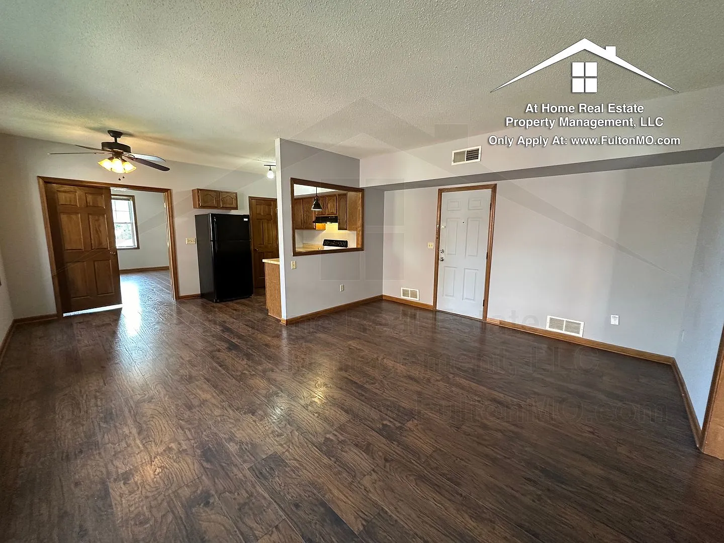 101 East 10th Street Apartment 105 — Photo 4