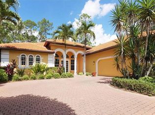 9656 Wilshire Lakes Blvd, Naples, FL 34109