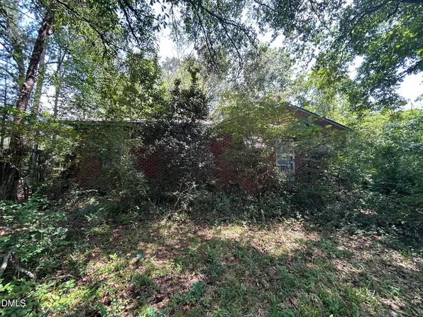 7400 Garrett Ct, Raleigh, NC 27616