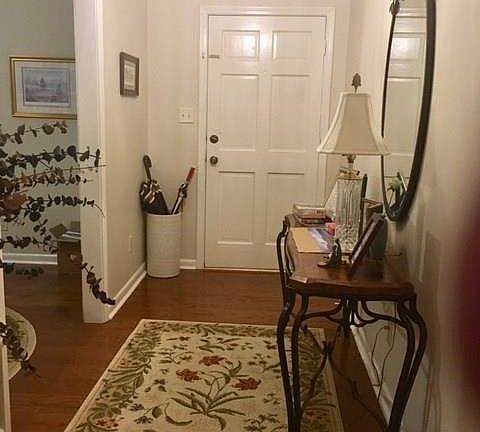 2nd image of 1815 Lake Manor Dr