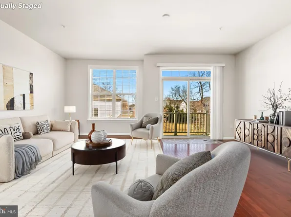 9406 Geaton Park Pl, Lanham, MD 20706