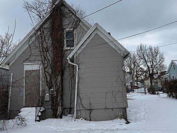 2nd image of 221 E Williams St